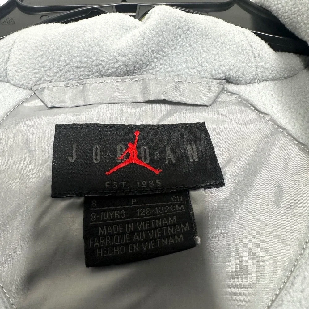 AIR JORDAN BOYS THERMA WINDBREAKER FULL ZIP JACKET Size Small 8-10 Years Gray‎